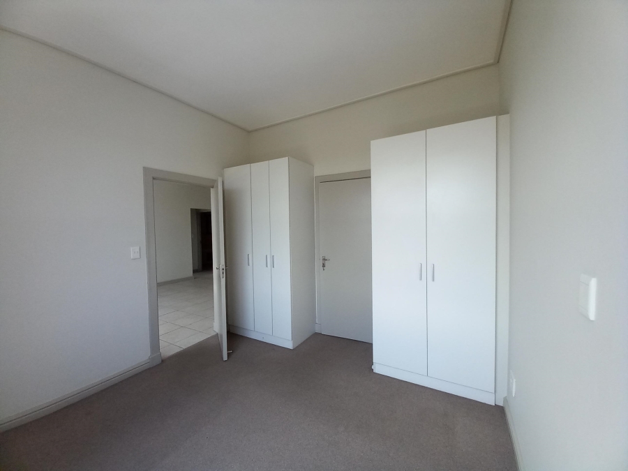 To Let 2 Bedroom Property for Rent in Royal Ascot Western Cape